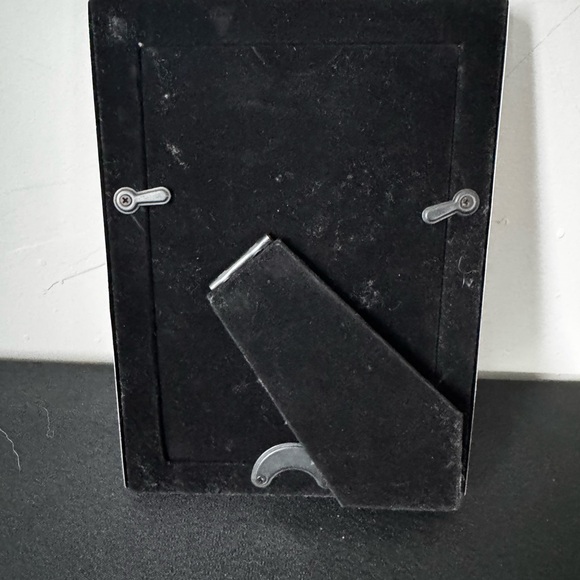 Silver Double Picture Frame - Picture 3 of 4